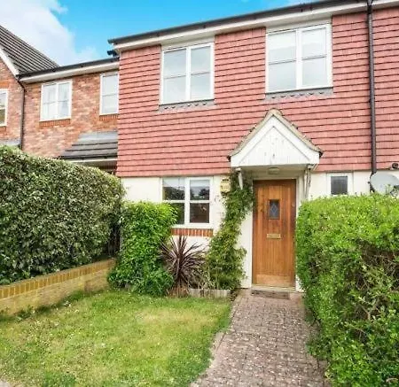 Delight Marvel - Cades Place Maidstone Exterior photo