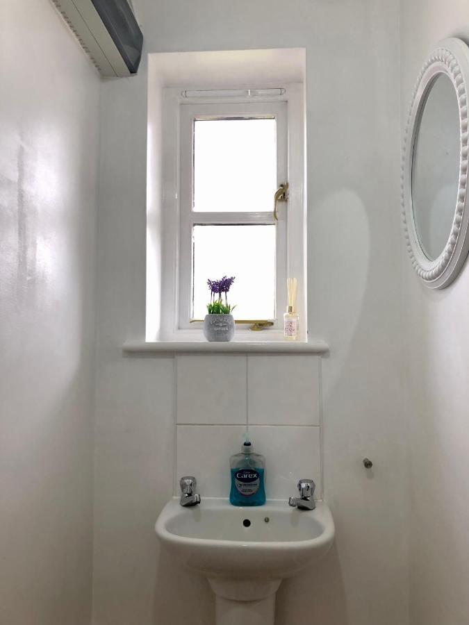 Delight Marvel - Cades Place Maidstone